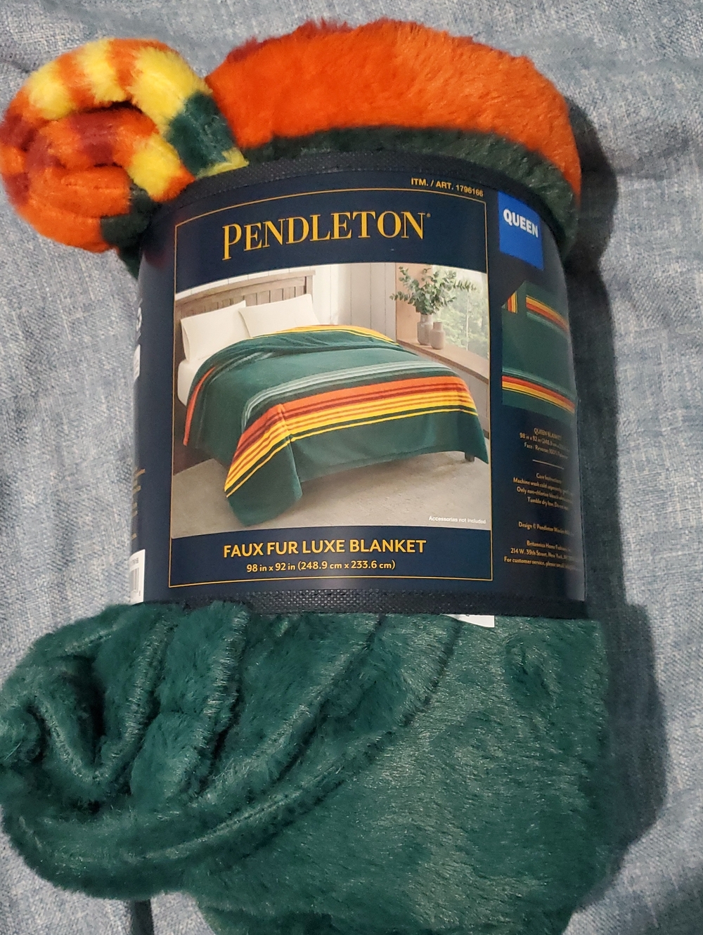 Pendleton Faux Fur Luxe Queen Blanket Hazel Creek